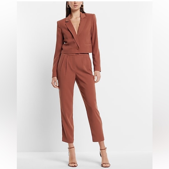 🔥🔥🔥NEW Express Stylist Super High Waisted Pleated Ankle Petite Short Pants 8S - Picture 6 of 6